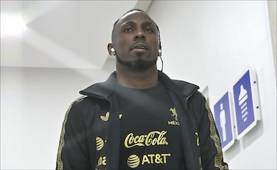 Julián Quiñones ya está en México para reportar con el Tri de Javier Aguirre