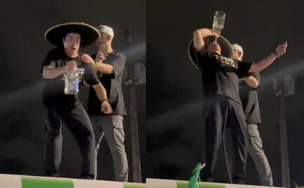 Efraín Juárez festejó con botella en mano el doblete con el Atlético Nacional