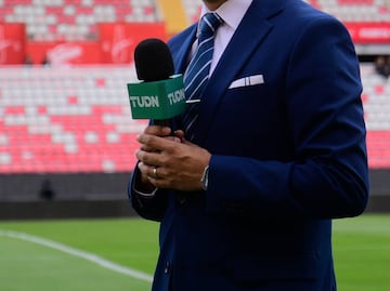 Famoso comentarista de TUDN se despide luego de más de 15 años ¿A dónde se va?