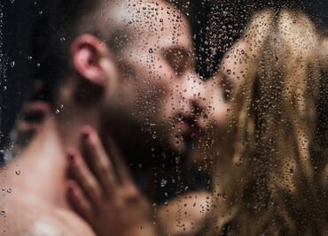 10 diferencias entre las actrices porno y las mujeres reales