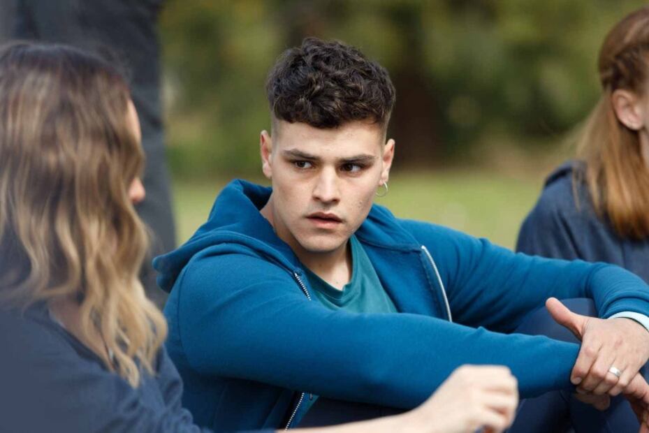 El reparto completo de la serie “Bienvenidos a Edén” de Netflix