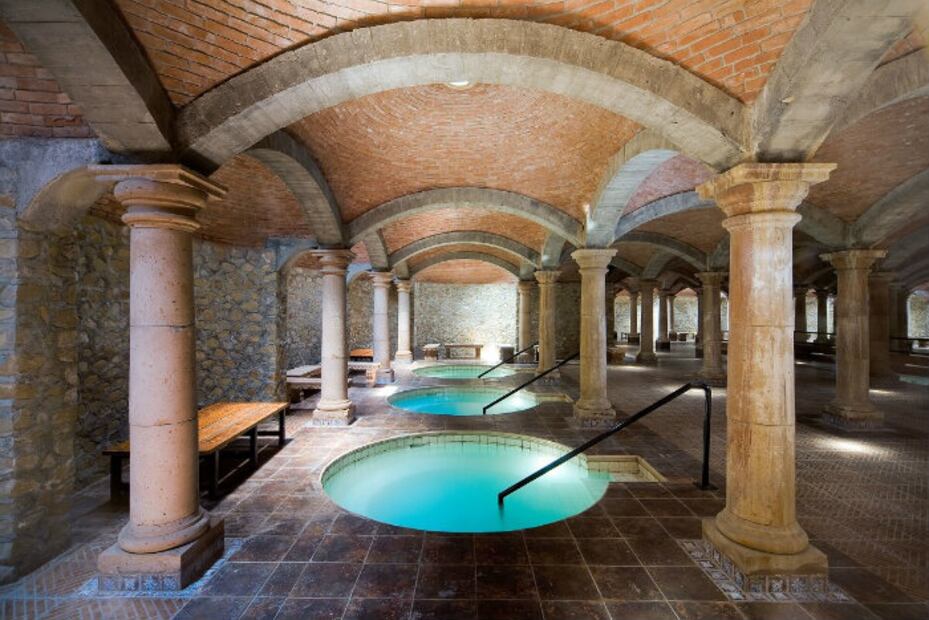 Relájate en estos 6 hoteles con aguas termales