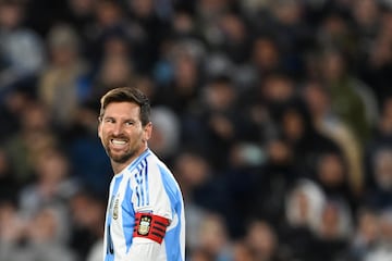 Lionel Messi reconoce que en la cancha se quita la timidez; "Siempre fui así", acepta