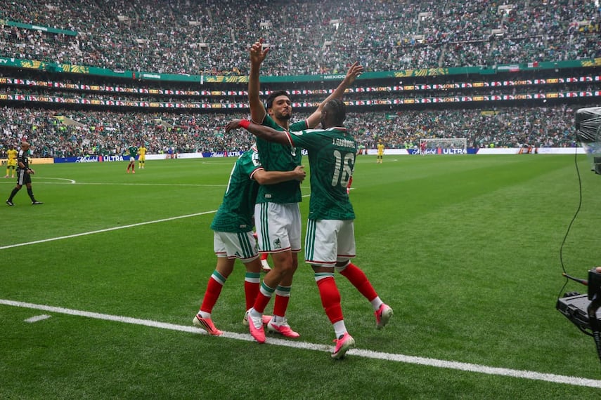 Raúl Jiménez anota su primer gol en Mundiales, durante la Copa del Mundo de 2026 - Foto: Luis Camacho | EL UNIVERSAL