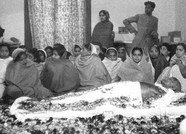 Gandhi: Las últimas palabras del líder asesinado por su propio pueblo