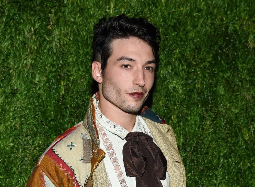 Ezra Miller y los escándalos policíacos en los que se ha involucrado