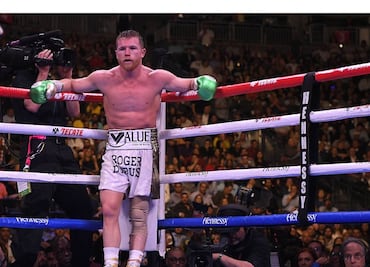 Canelo Álvarez encabeza cartelera en Arabia Saudita; Marco Verde hará su debut profesional y Jaime Munguía tendrá revancha