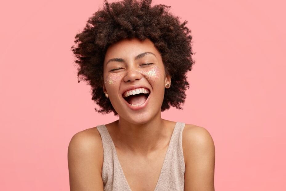 5 consejos para aumentar el amor propio si tienes el cabello rizado
