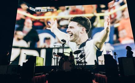 The Killers festeja el pase de Inglaterra en la Eurocopa en pleno concierto