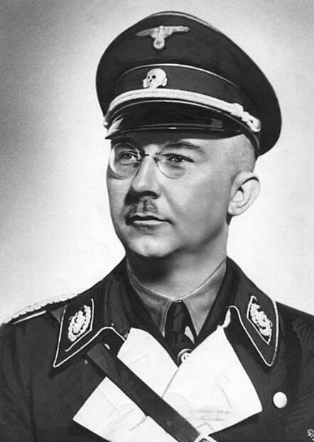 Heinrich Himmler: La terrible vida y muerte de la mano derecha de Hitler