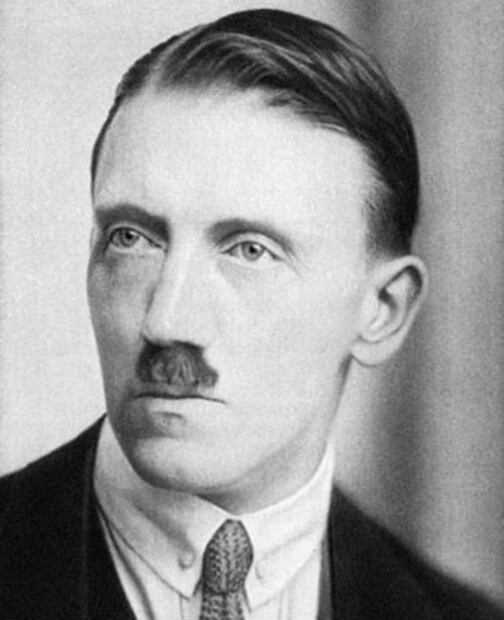 Adolf Hitler, el pintor y vagabundo que lideró la Segunda Guerra Mundial
