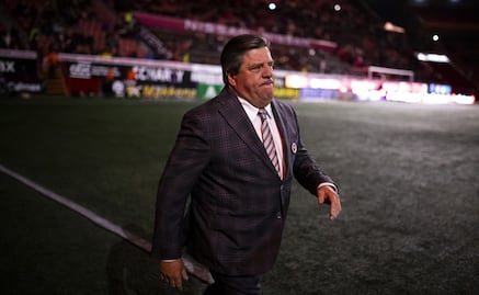 Miguel Herrera se lanzó contra aficionados de Tijuana, nuevamente