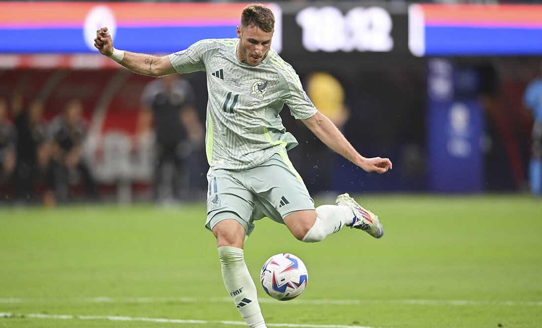Santiago Giménez, durante la Copa América - Foto: Imago7