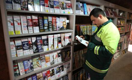 La primera biblioteca que nació ¡de la basura!