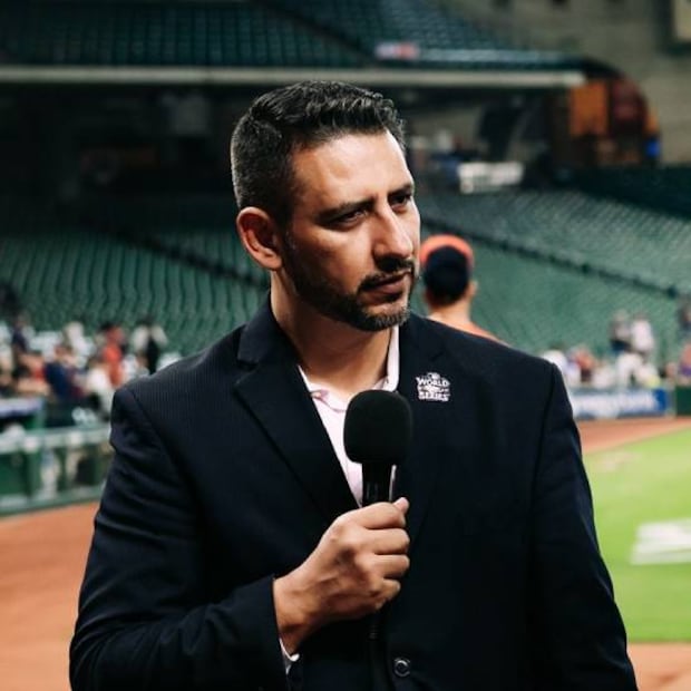 César Procel, comentarista de TUDN, aseguró que lo que dijo del próximo campeonato del América sólo fue una broma. Foto: Especial