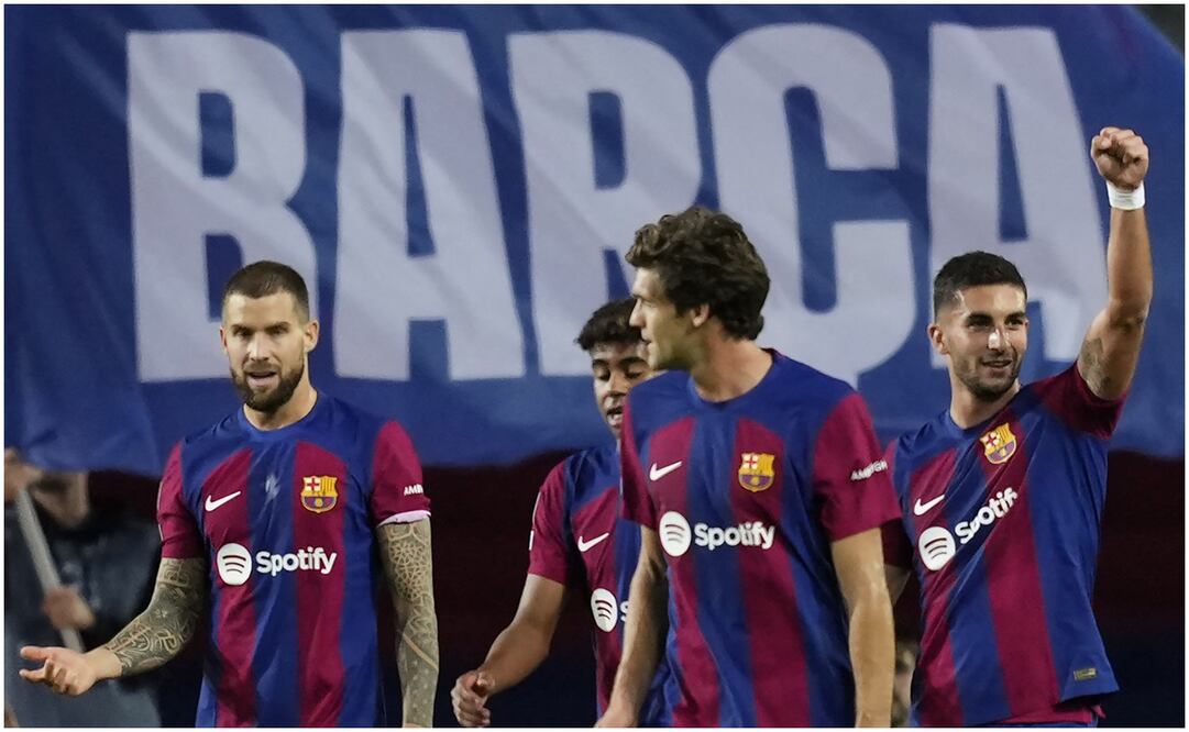 Jugadores del Barcelona festejando gol ante Shaktar / FOTO: AFP