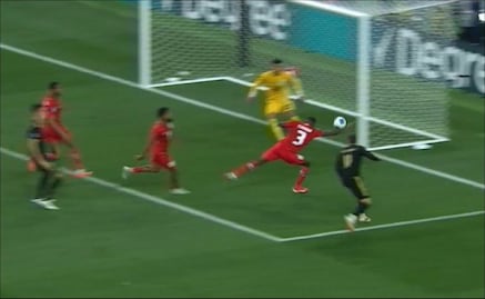 José Córdoba, jugador de Panamá, es acusado de haber amañado la Final contra México