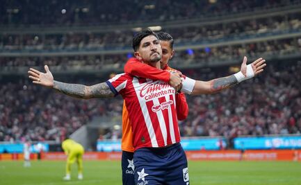 Chivas sufre un fuerte golpe de cara al Clausura 2025; ¿Pocho Guzmán en peligro por una lesión?