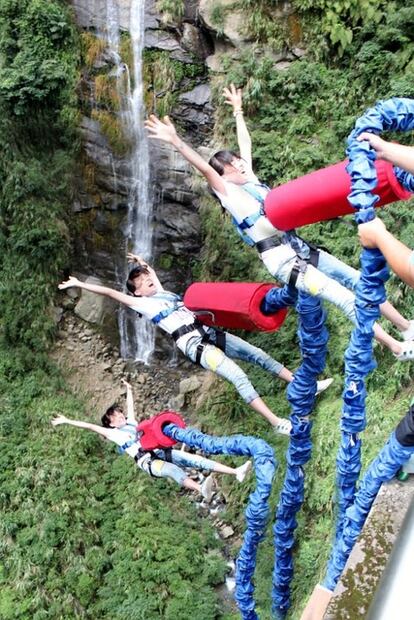Muere mujer joven por saltar del bungee sin la protección correcta