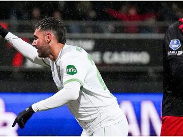 ¡Santi Giménez se luce con Hat-Trick en su regreso al gol con el Feyenoord!