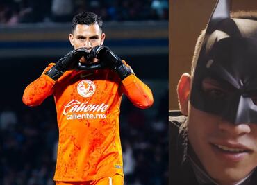 Luis Ángel Malagón portero del América presume ser fan de Batman; en redes sociales mostró su colección