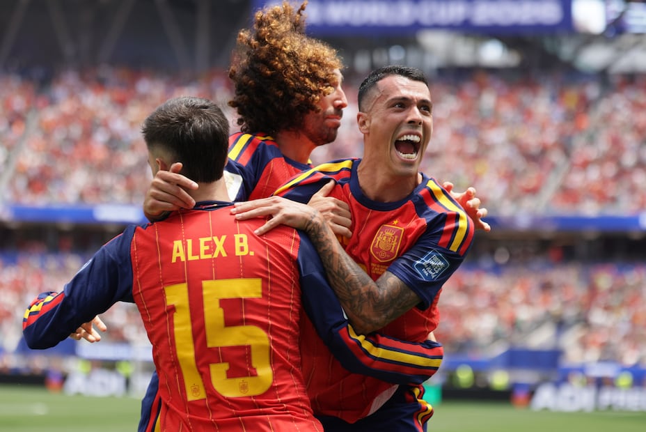 Selección de España en festejo de gol, durante lo 16vos de Final del Mundial de 2026 ante Austria - Foto: EFE