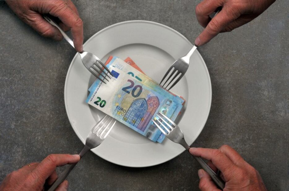 ¿Quién tiene derecho a recibir y dar pensión alimenticia?