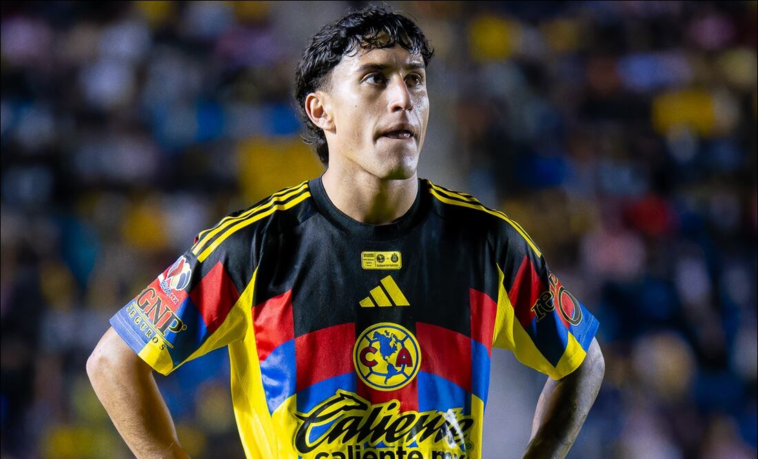 Alejandro Zendejas se lamenta durante un partido con el América. FOTO: Imago7