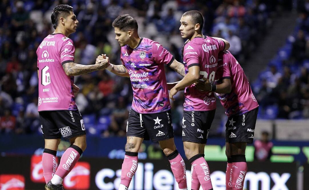 Mazatlán FC le hará los honores al León con todo y James Rodríguez para la siguiente fecha. Foto: Imago7.