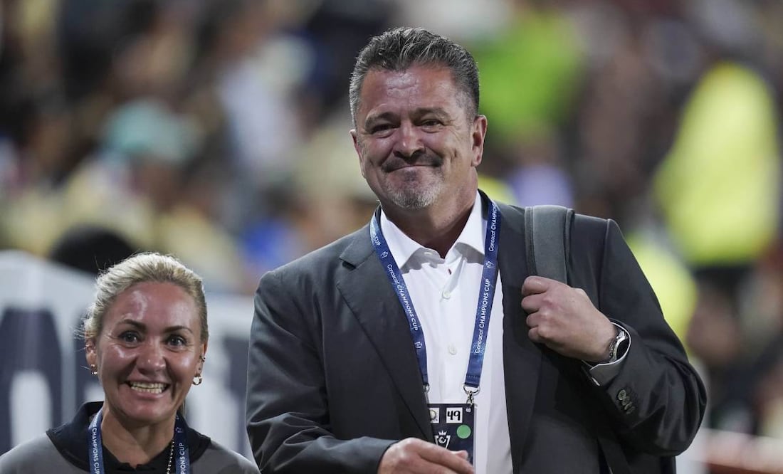 Carlos Hermosillo está atravesando un momento complicado tras la muerte de un familiar cercano. Foto: Imago7