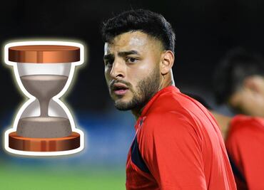 ¿Alexis Vega ya prepara su salida de Chivas? Publicó enigmática foto junto a su representante