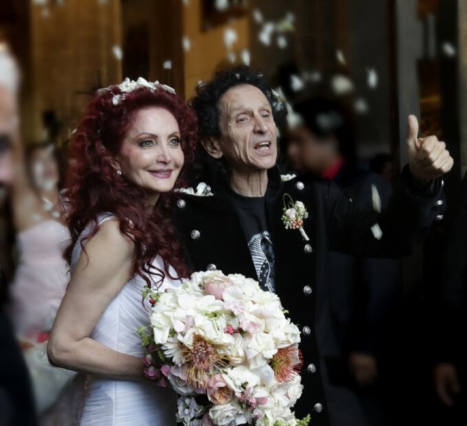 Chela y Alex Lora, una historia de amor indestructible 