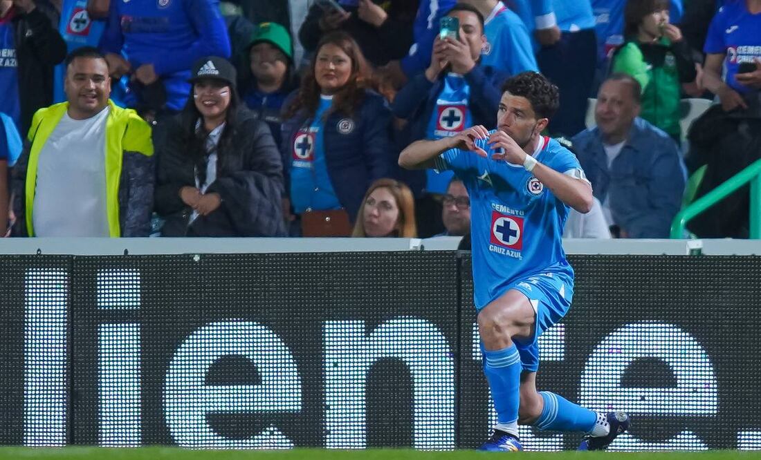 La Máquina se cansó de fallar varias oportunidades en la portería de Acevedo. Foto: Imago7.