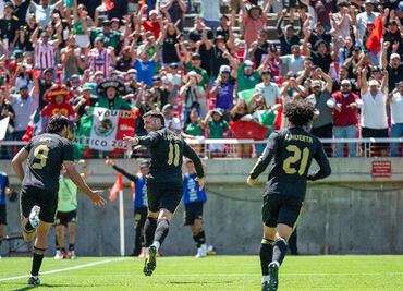 Santiago Giménez rompe la sequía goleadora con la Selección Mexicana; anota ante Suiza