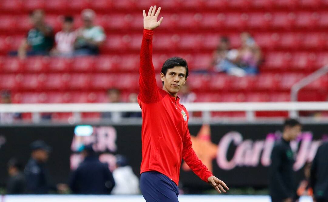 José Juan Macías está borrado en el esquema de Fernando Gago en Chivas. Foto: Imago7
