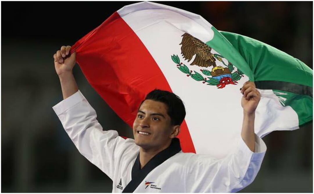 William Arroyo festejando su oro en Juegos Panamericanos Santiago 2023 / FOTO: Twitter CONADE