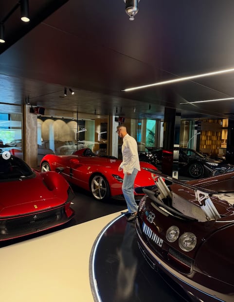 Cristiano Ronaldo presume "sus juguetes" / Foto: Instagram Cristiano Ronaldo