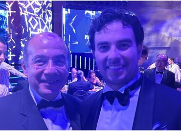 Felipe Calderón acompañó a 'Checo' Pérez en la entrega de trofeos de Fórmula 1