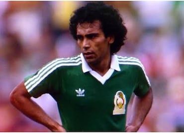 Futbolistas mexicanos con más goles que Hugo Sánchez en Copas del Mundo; el Pentapichichi solo registra un tanto