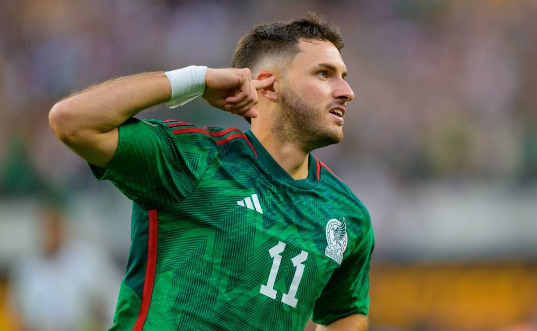 Santi Giménez lucha por ser el mejor jugador del año por la CONCACAF. Foto: Imago7.