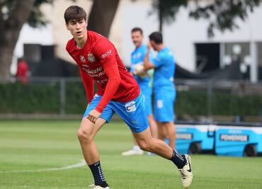 Hormiga González fue elegido para ser el titular de Chivas ante América en el Clásico