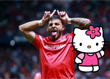 VIDEO: Fans del Toluca se burla de Pumas con peluches de 'Hello Kitty'