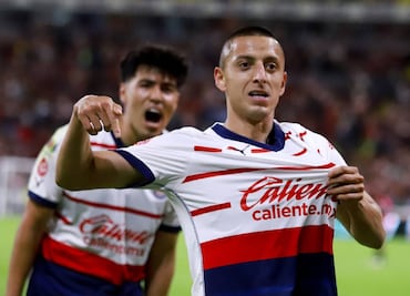 Piojo Alvarado descartó ser el próximo fichaje de los Tigres de Paunovic: 'Soy muy feliz en Chivas'