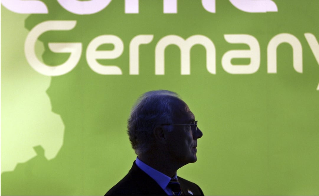 Franz Beckenbauer, quien entonces dirigía el Comité Organizador del Mundial de Alemania 2006 - Foto: AP