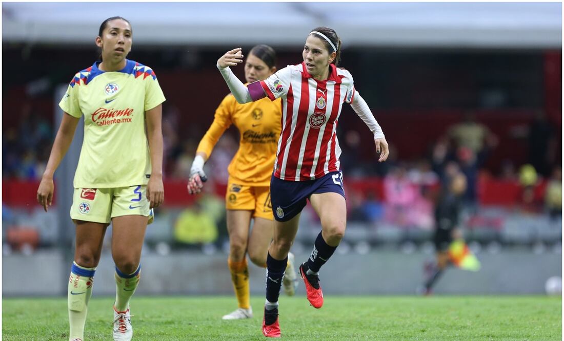 Alicia Cervantes celebrando un gol ante América / FOTO: Imago7