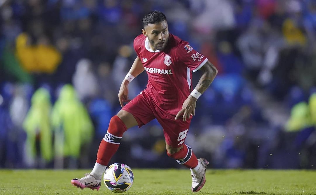 Vega en su etapa en Chivas era muy costoso. Foto: Imgao7.