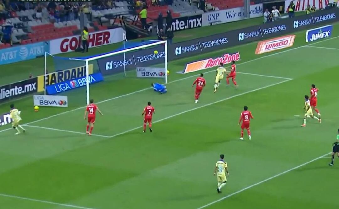 Henry Martín sólo tuvo que empujar el balón al fondo de la red luego de una soberbia diagonal de Diego Valdés. Foto: Especial