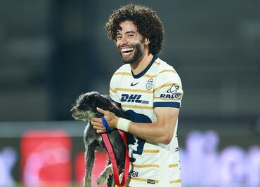"Chino" Huerta le dedica unas emotivas palabras a la afición de Pumas; así fue su carta de despedida