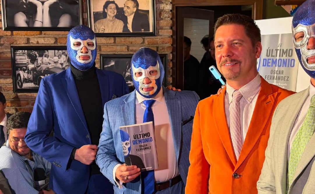Blue Demon Jr. presentó su gira de despedida y su nuevo libro / Foto: Nicolás Schiller Solti - EL UNIVERSAL