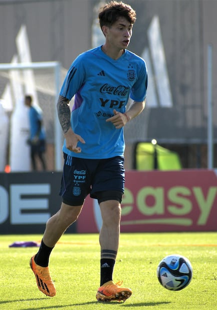 Soulé y Romero en la encrucijada de su futuro en la Selección Argentina. Fuente: Instagram @afaseleccion